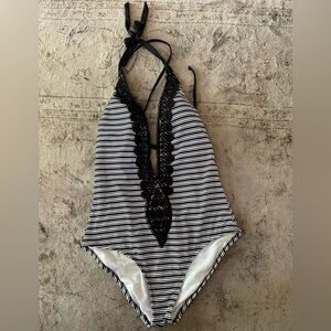 Mossimo Supply Co Black and White Striped swimsuit with Lace-Up Detail X-Large